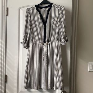 📦 MOVING SALE 🤑 H&M | Black and White Print Dress